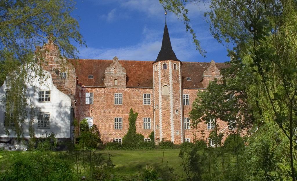 Harridslevgaard Slots Apartments Bogense Exterior foto